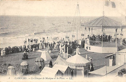 Cabourg       14         Le Kiosque De Musique Et  La Plage.        (voir Scan) - Autres & Non Classés