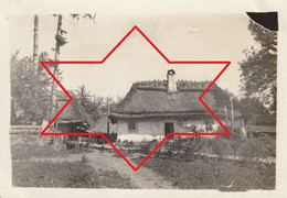 Photo Juin 1917 NUSZCZE (Nyshche, Shtetl, Zboriv, Ternopil Oblast, Galizien) - Quartier Allemand (A241, Ww1, Wk 1) - Ukraine