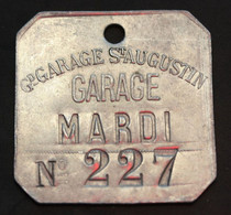 Jeton De Nécessité, De Consigne, D'atelier - Paris 8e "Grand Garage St Augustin / Mardi / N°227" - Monétaires / De Nécessité