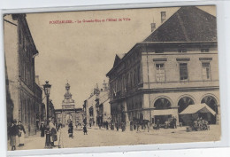 DEP. 25 PONTARLIER LA GRANDE-RUE ET L'HOTEL DE VILLE Cachet Hôpital Pernod, Circulée, Belle Animation - Pontarlier