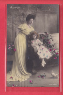 OLD  PHOTO POSTCARD -  CHILDREN -  FAMOUS GRETE REINWALD   IN GREAT OUTFIT - Portraits