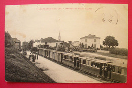 81 Villefranche D'Allbi 1914 Arrivée Du Train D'Alban TB Animée éditeur Labouche Dos Scanné - Villefranche D'Albigeois