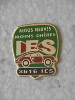 Pin's Automobiles - Automobile PORSCHE Rouge - Pins Des AUTOS Neuves Moins Chères - Porsche