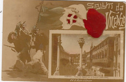 VICENZA-SALUTI DA-IMMAGINE CON MILITARI E BANDIERA ITALIANA-CARTOLINA VERA FOTOGRAFIA-NON  VIAGGIATA 1915-1920 - Vicenza