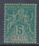Bénin N° 36 X Type Groupe Légende BENIN : 5 C. Vert Trace De Charnière  Sinon TB - Ungebraucht