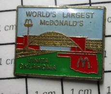 1222 Pin's Pins / Beau Et Rare / THEME : McDONALD'S / WORLD LARGEST McDONALD'S VINITA OKLAHOMA - McDonald's
