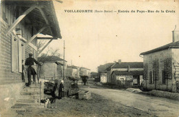 Villecomte * Entrée Du Pays Et Rue De La Croix * Village Villageois - Andere & Zonder Classificatie