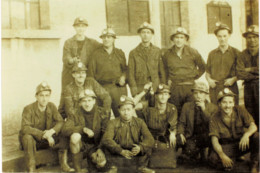 "/"30 - Gard - Le Pontil - Houillères Du Bassin Des Cévennes - Mines  De Charbon - Un Poste De Jour (Photo 15cmx10cm) - La Grand-Combe