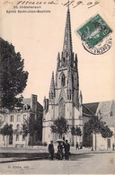 CPA - 86 - CHATELLERAULT - Eglise St Jean Baptiste - Animée - Public Sur Le Parvis - Chatellerault