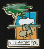 74647-Pin's.Elf.Antargaz. - Carburants