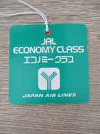 Etiquette à Bagage Compagnie Aérienne Japan Air Lines Japon - Aufklebschilder Und Gepäckbeschriftung