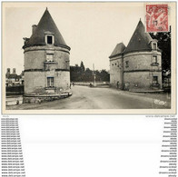 Photo Cpsm Cpm 86 CHATELLERAULT. Tours Du Pont Henri IV En 1945 - Chatellerault