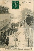 Ay * Révolution En Champagne Avril 1911 * Une Barricade Des Les Rues , Etablissements GERLDEMANN En Feu * Grève - Ay En Champagne