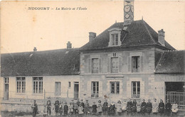 95-NUCOURT- LA MAIRIE ET L'ECOLE - Andere & Zonder Classificatie