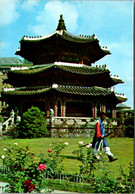 Korea Seoul Octagonal Pavilion And Royal Gardens Between Chosum & Bando Hotels - Corée Du Sud