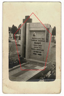 Oude Foto Begraafplaats Kerkhof Grafzerk Carolus Baert Maria Struyf Te Identificeren (Horizontale Kreuk) Cimetiere - Otros & Sin Clasificación