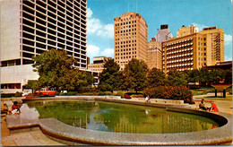 Texas Fort Worth Skyscraper Skyline From Burk Burnett Park - Fort Worth