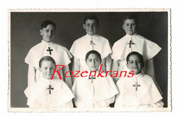 Foto Old Photo Ancienne Misdienaar Enfant Garçon De Chœur Altar Boy Boys Messe Mass Religion Religious Religion - Kerken En Kloosters