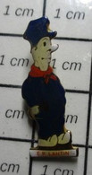 Delcampe - 2522 Pin's Pins / Beau Et Rare / THEME : ADMINISTRATIONS / ECOLE PUBLIQUE LANTIN Commune Belge De Juprelle Située En Rég - Administrations