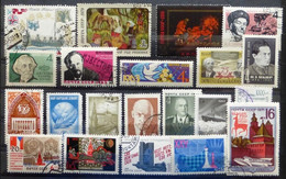 Selection Of Used/Cancelled Stamps From Russia Various Issues. No DB-559 - Verzamelingen