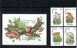 Antigua And Barbuda 1992. Mushrooms . 4v. + S/S - Antigua Und Barbuda (1981-...)
