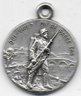 Médaille  QUI VIVE  ON NE PASSE PAS  - Honneur Et Patrie  1914 - 1915 - France