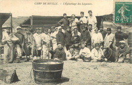 150722 MANCHE 50 Camp De BIVILLE L'epluchage Des Legumes Militaria Guerre 14/18 WWI Uniformes Poilus Cuisine - Other & Unclassified