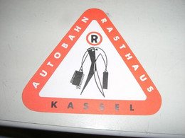 ETICHETTA  AUTOBAHN RASTHAUS KASSEL - Autocollants