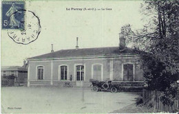 D78 - LE PERRAY - VUE EXTERIEURE  SUR LA GARE En 1910 (Automobile) - Le Perray En Yvelines