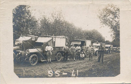 Real Photo Camions  Militaires  Ambulance Croix Rouge Guerre 1914  SS - 41 Red Cross WWI - Camions & Poids Lourds