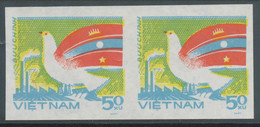 VIETNAM 1984 Freundschaft Zwischen Vietnam, Laos U Kambodscha 50 Xu Mehrfarbig (Taube, Flaggen, Industrieanlagen) ABART - Vietnam