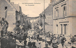 La Délivrande           14         La Procession      N° 17   (voir Scan) - La Delivrande