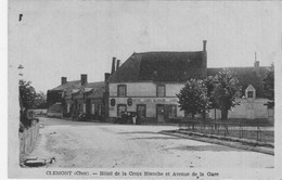 CLEMONT - Hôtel De La Croix Blanche Et Avenue De La Gare - Clémont