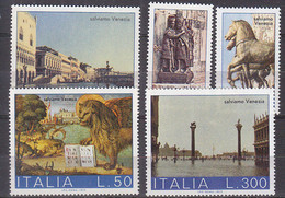 Y0612 - ITALIA Ss N°1200/04 - ITALIE Yv N°1125+1133/36 ** SAUVER VENISE - 1971-80:  Nuovi