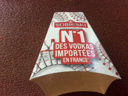 COLLERETTE PUBLICITAIRE DE BOUTEILLE  Vodka Sobieski - Andere & Zonder Classificatie