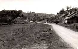 Chassepierre - Route De St. Cécile - Chassepierre