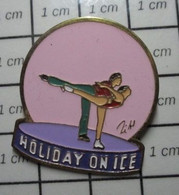 1922 Pin's Pins / Beau Et Rare / THEME : SPORTS / PATINAGE ARTISTIQUE HOLIDAY ON ICE - Patinaje Artístico