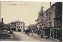 CPA   COUTOUVRE  Place De La Mairie  N° 625 - Autres Communes