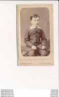 CDV D' Enfant  Photographe TOURANCHET 17 Rue De La Paix  à PARIS  ( Photo Format 6,5 X 10,5 Cm ) - Antiche (ante 1900)