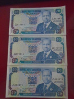 KENYA , P 25e ,  20 Shillings , 1992, Almost UNC Presque Neuf , Humidity Spots , 3 Notes - Kenya