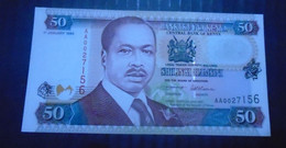 KENYA , P 36a + 37a ,  50 + 100 Shillings , 1996, Almost UNC Presque Neuf, Humidity Spots , 3 Notes - Kenya