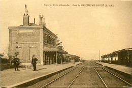 Marchezais Broué * La Gare * Ligne Chemin De Fer De Paris à Granville * Eure Et Loir * Villageois - Other & Unclassified