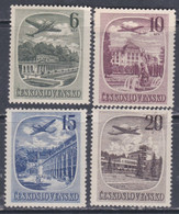Tchécoslovaquie PA  N° 36 / 39 XX, Villes D'eau, La Série Des 4 Vals Sans Charnière ( Le 37 Bord De Feuille Collé) TB - Airmail