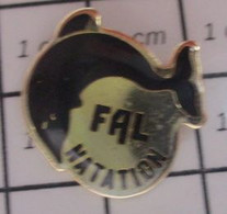 1822 Pin's Pins / Beau Et Rare / THEME : SPORTS / FAL NATATION CETACE BALEINE NOIRE ? - Schwimmen