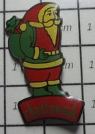 2022 Pin's Pins / Beau Et Rare : PERE NOEL CHATTAWAK AVEC HOTTE DE CADEAUX - Weihnachten