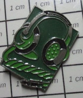 2022 Pin's Pins / Beau Et Rare / THEME : BIERES / CASQUE ECOUTEURS BIERE HEINEKEN - Bière