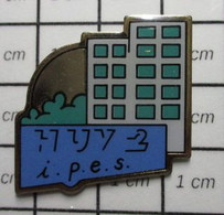 3219 Pin's Pins / Beau Et Rare / THEME : ADMINISTRATIONS / IPES HUY 2 Région Wallonne LIEGE - Administrations