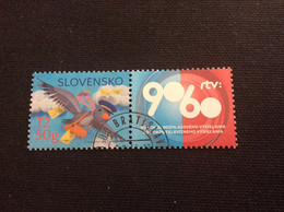 Slovaquie 2016 Oblitéré Yvert 691 Avec Coupon 60 Ans Télévision 90 Ans Radio Philatélie Jeunesse Pigeon Voyageur Facteur - Used Stamps