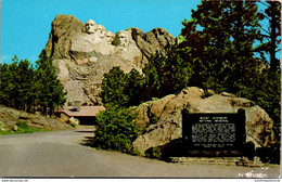 South Dakota Mount Rushmore National Memorial Approach To Shrine View Building - Mount Rushmore