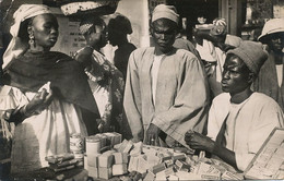 Real Photo Tobacco And Matches Vendor In Africa Players Navy Cup Etc Marchand Tabac Et Allumettes - Mercanti